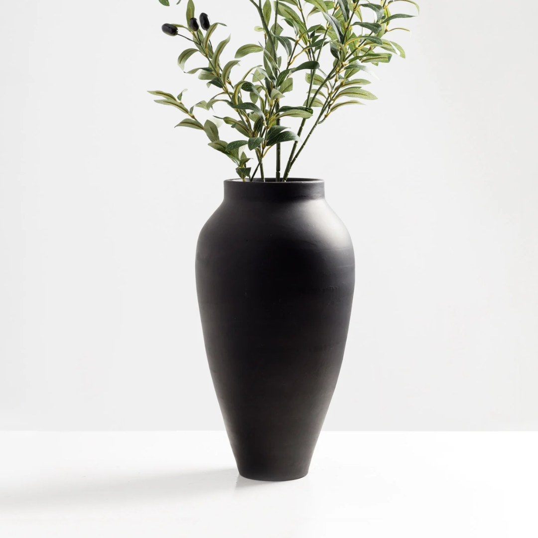 Serif Vase - Image 2